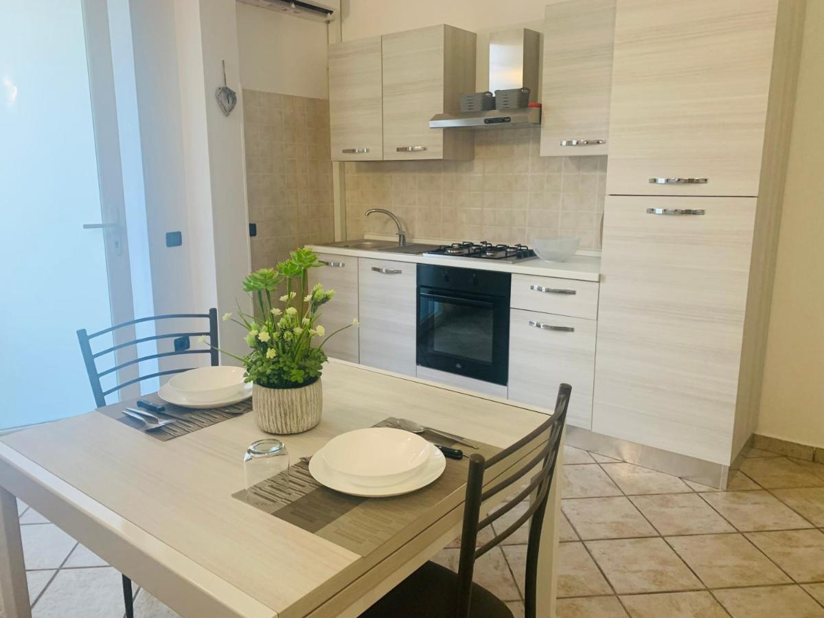 Ferienwohnung Il Cortiletto Somma Lombardo Exterior foto