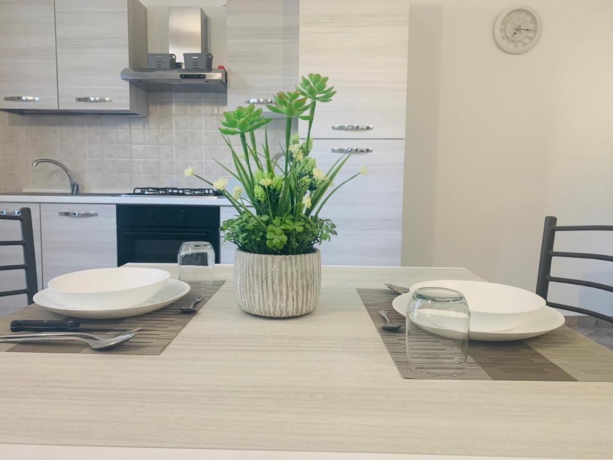 Ferienwohnung Il Cortiletto Somma Lombardo Exterior foto