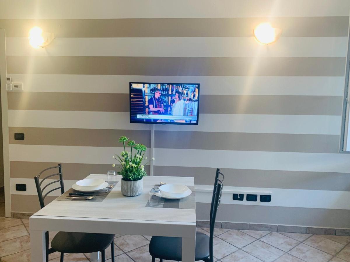Ferienwohnung Il Cortiletto Somma Lombardo Exterior foto
